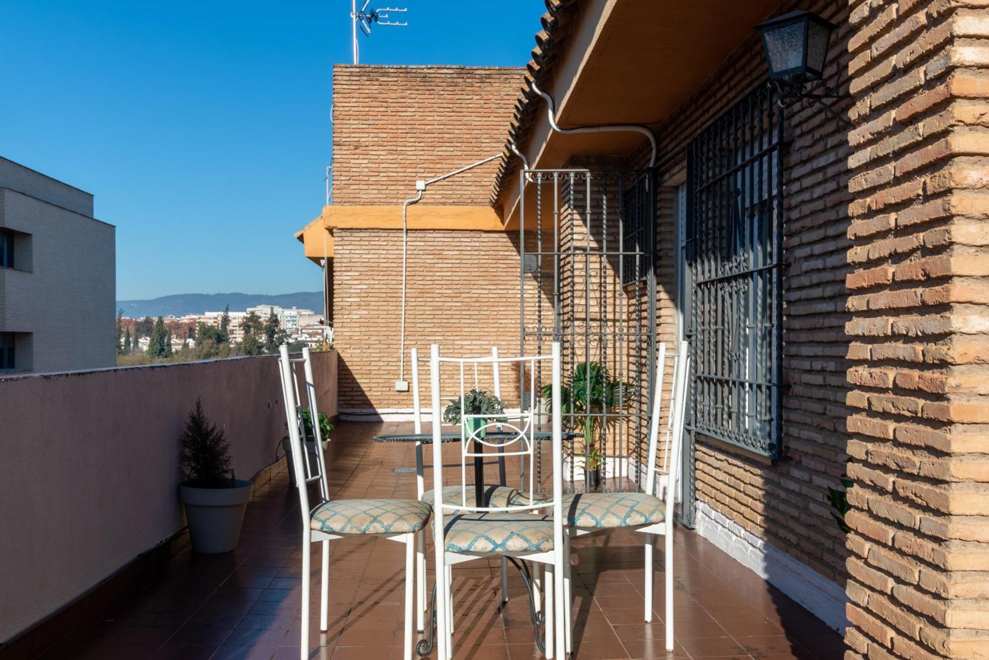 Atico Puente Romano Parking Gratuito Córdoba Buitenkant foto